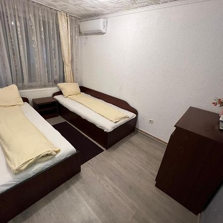 Hotel Vila Delia Oradea Zewnętrze zdjęcie